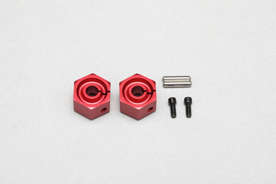 Y2-011CR8A - Yokomo  Clamping Front Wheel Hub Red various sizes