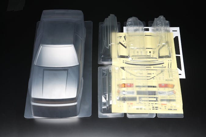 #SD-AE86L2B - TOYOTA Corolla Levin (AE86) 2-Door Body Set
Yokomo